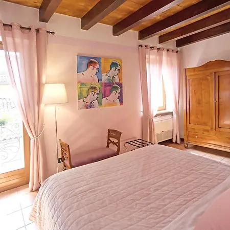 Veronetta House
