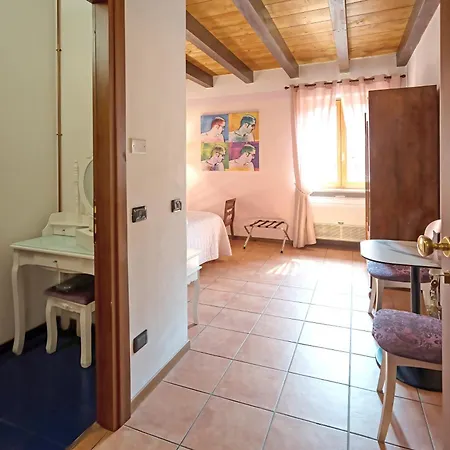 Veronetta House Гостьовий будинок