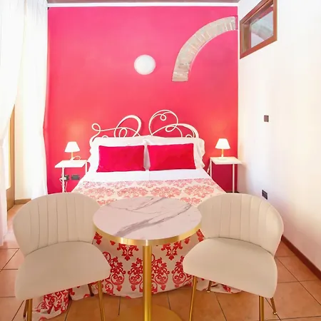 Veronetta House Гостьовий будинок