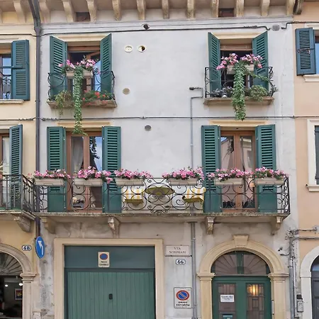Veronetta House