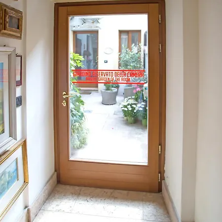 Гостьовий будинок Veronetta House 3*