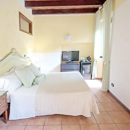 Veronetta House 3* Верона